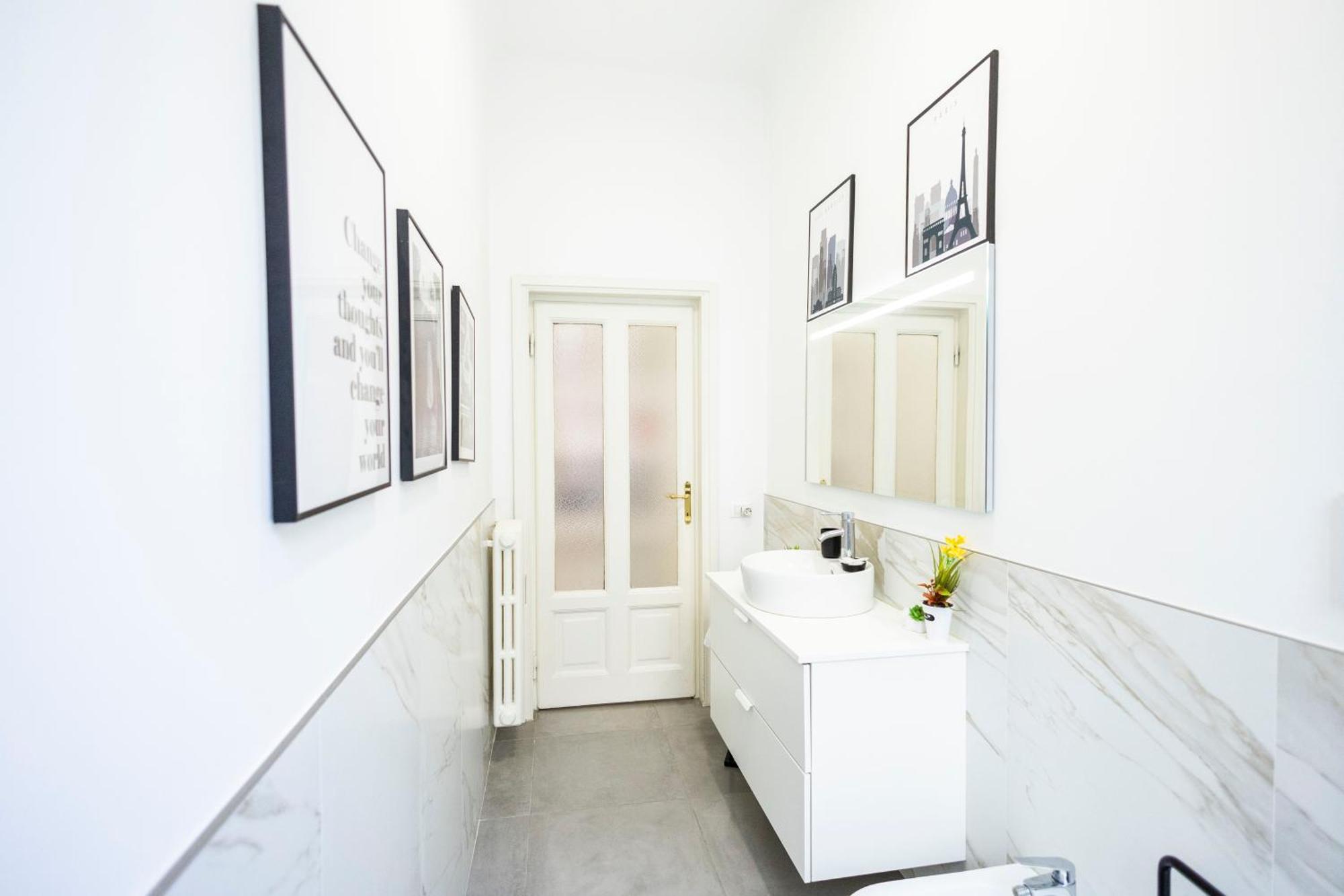 Macchi Charming Apartment By 101Flats Milan Bagian luar foto