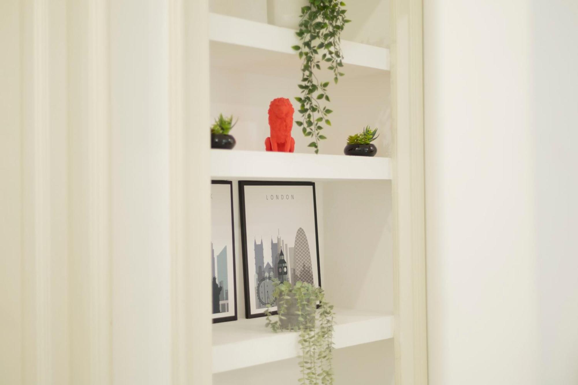 Macchi Charming Apartment By 101Flats Milan Bagian luar foto